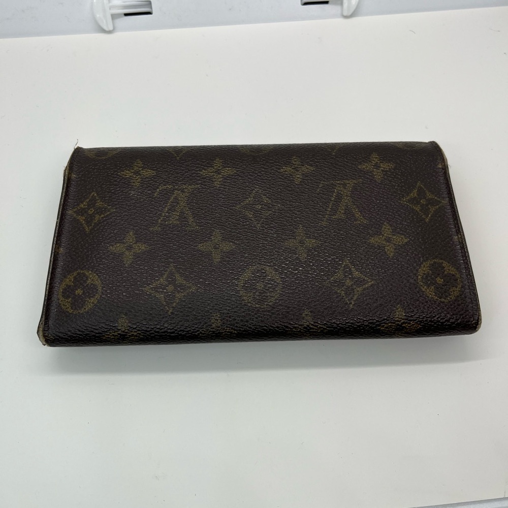 Pre owned Louis Vuitton Monogram Wallet - Picture 3 of 5